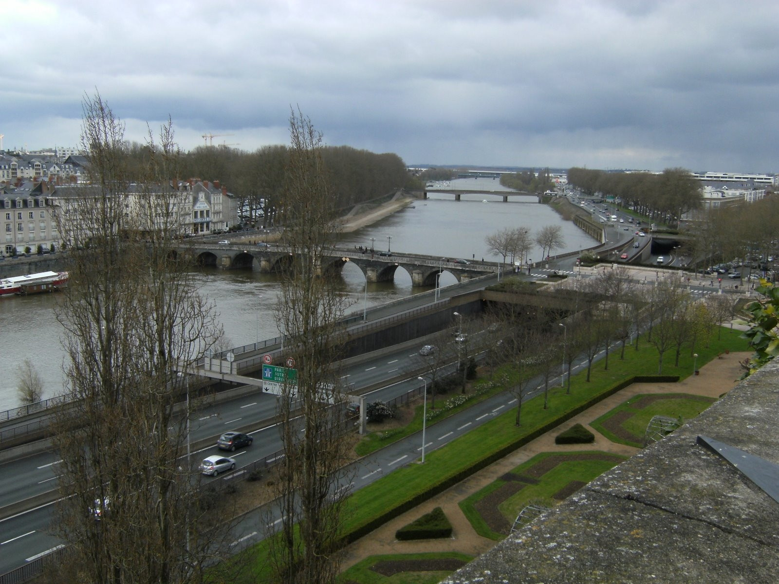Панорамный вид в Анже, Франция. Фото 3 – фотографии Франции