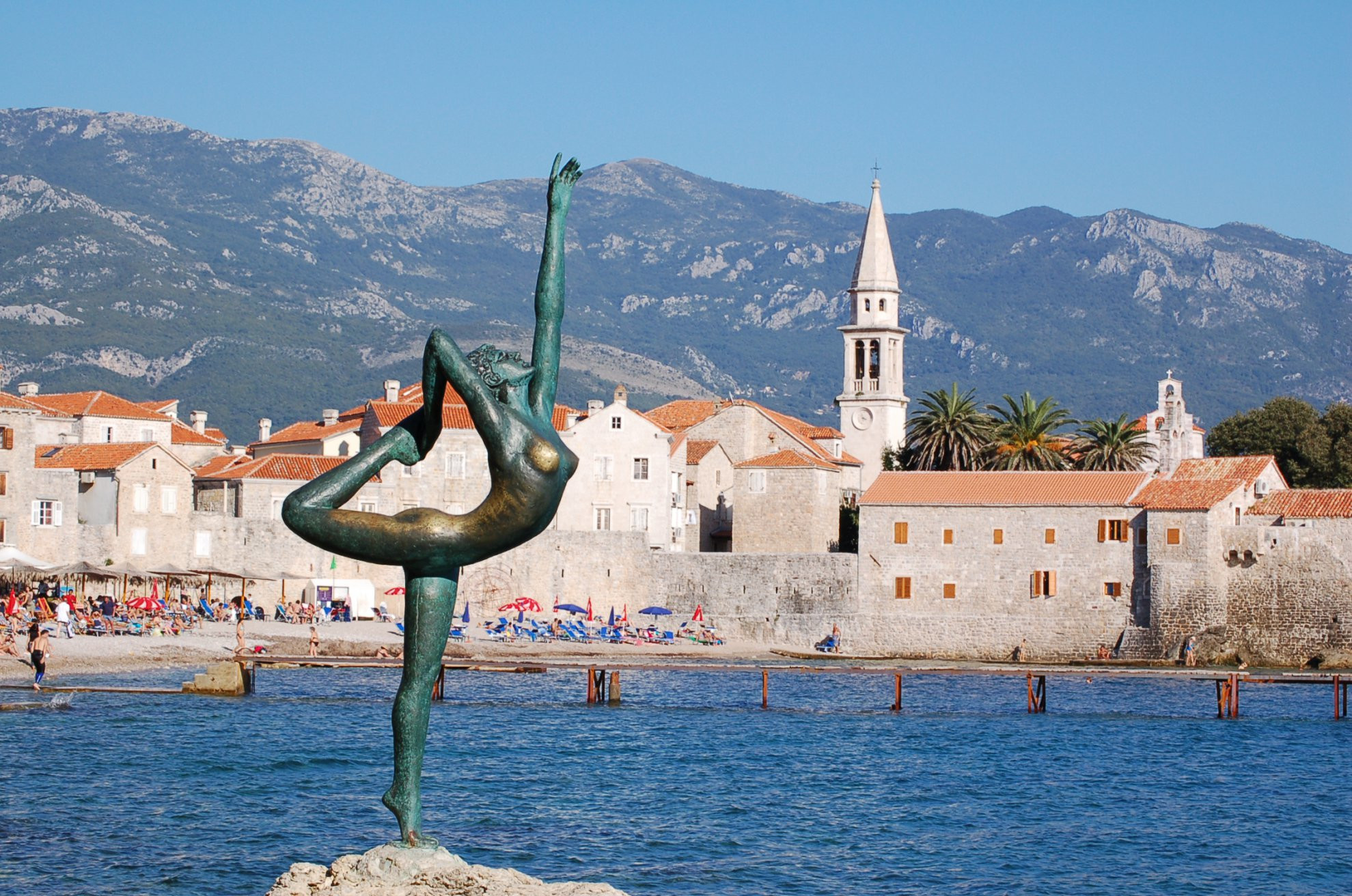 Скульптура в Будва, Черногория. Фото 15 – фотографии Черногории