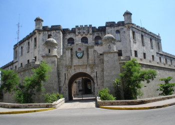 Крепость Ла-Реаль-Фуэрса – фотографии Кубы