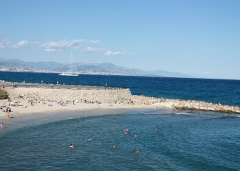 Пляж в Антиб, Франция. Фото 25 – фотографии Франции