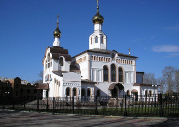 Храм в Биробиджане, Россия. Фото 1 – фотографии России