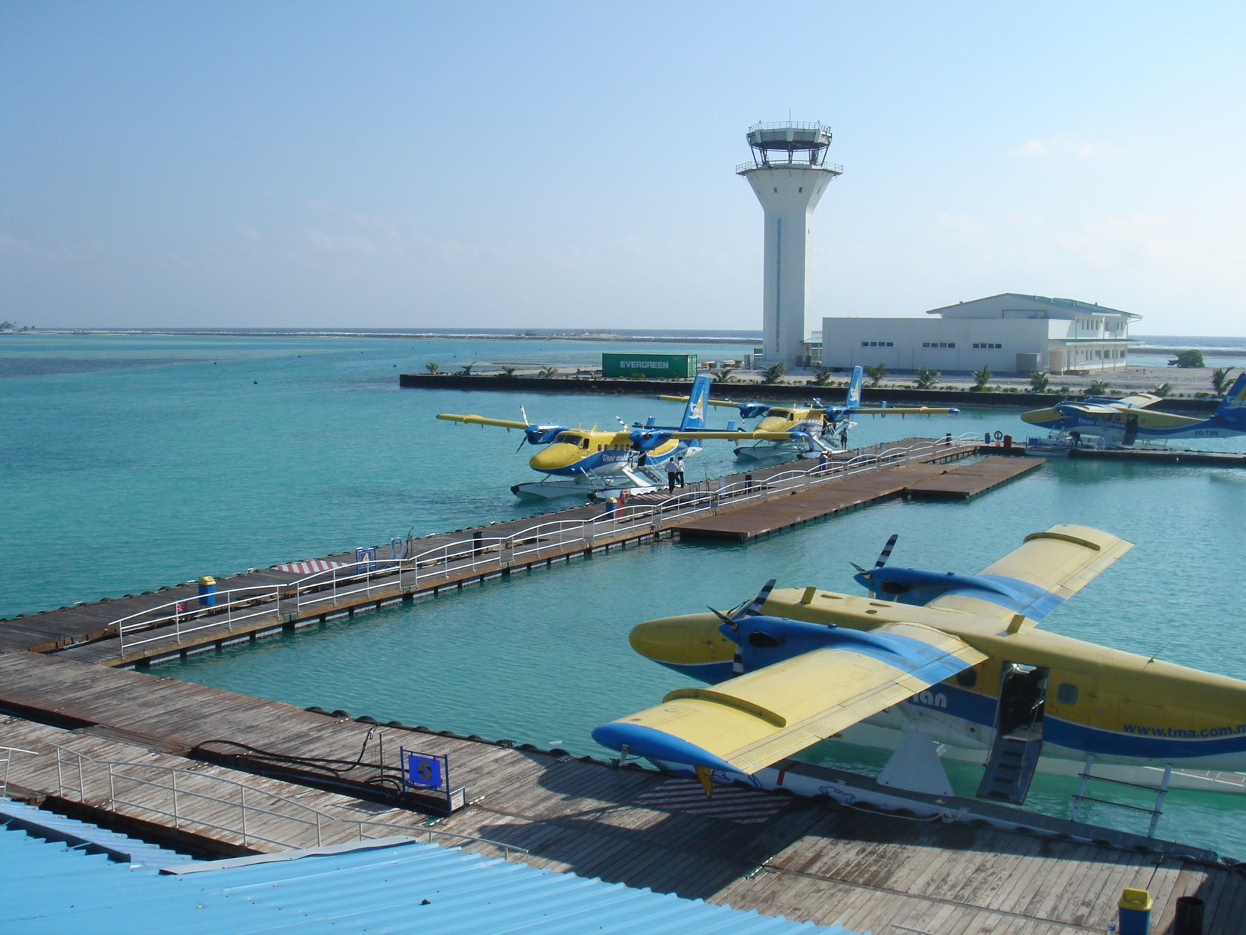 Аэропорт в Северный Мале Атолл, Мальдивы – фотографии Мальдивских островов