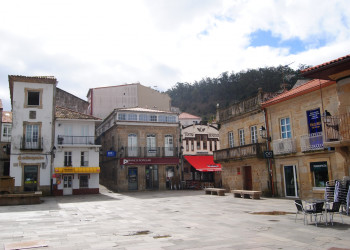 Главная площадь Муроса – фотографии Испании