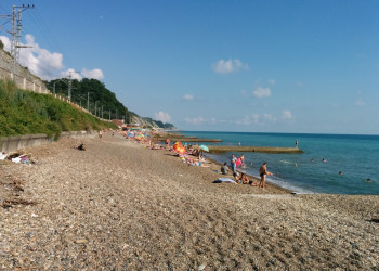 Пляж в районе Дедеркоя. Фото 3 – фотографии России