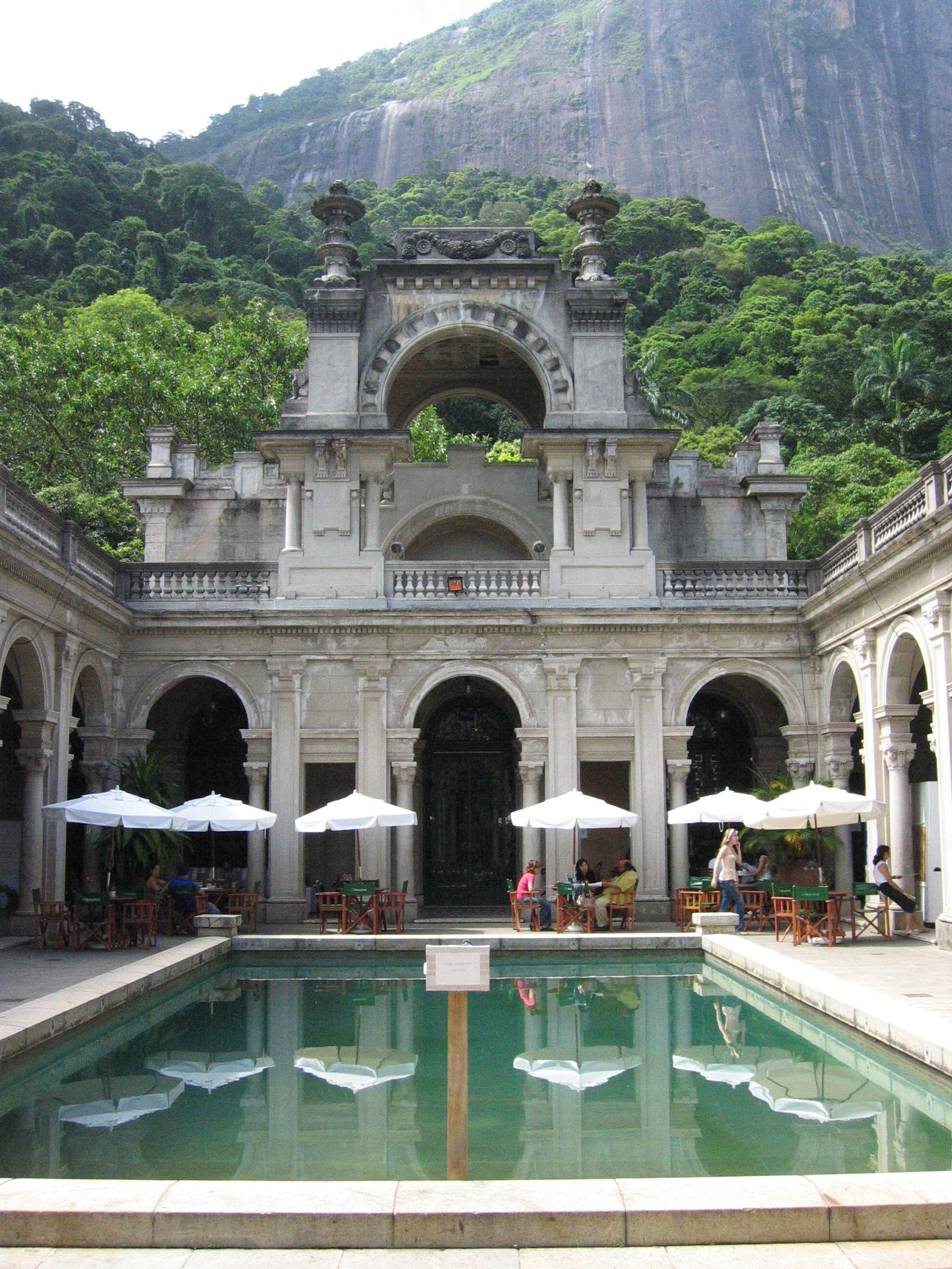Парк Лаже (Parque Lage) – фотографии Бразилии