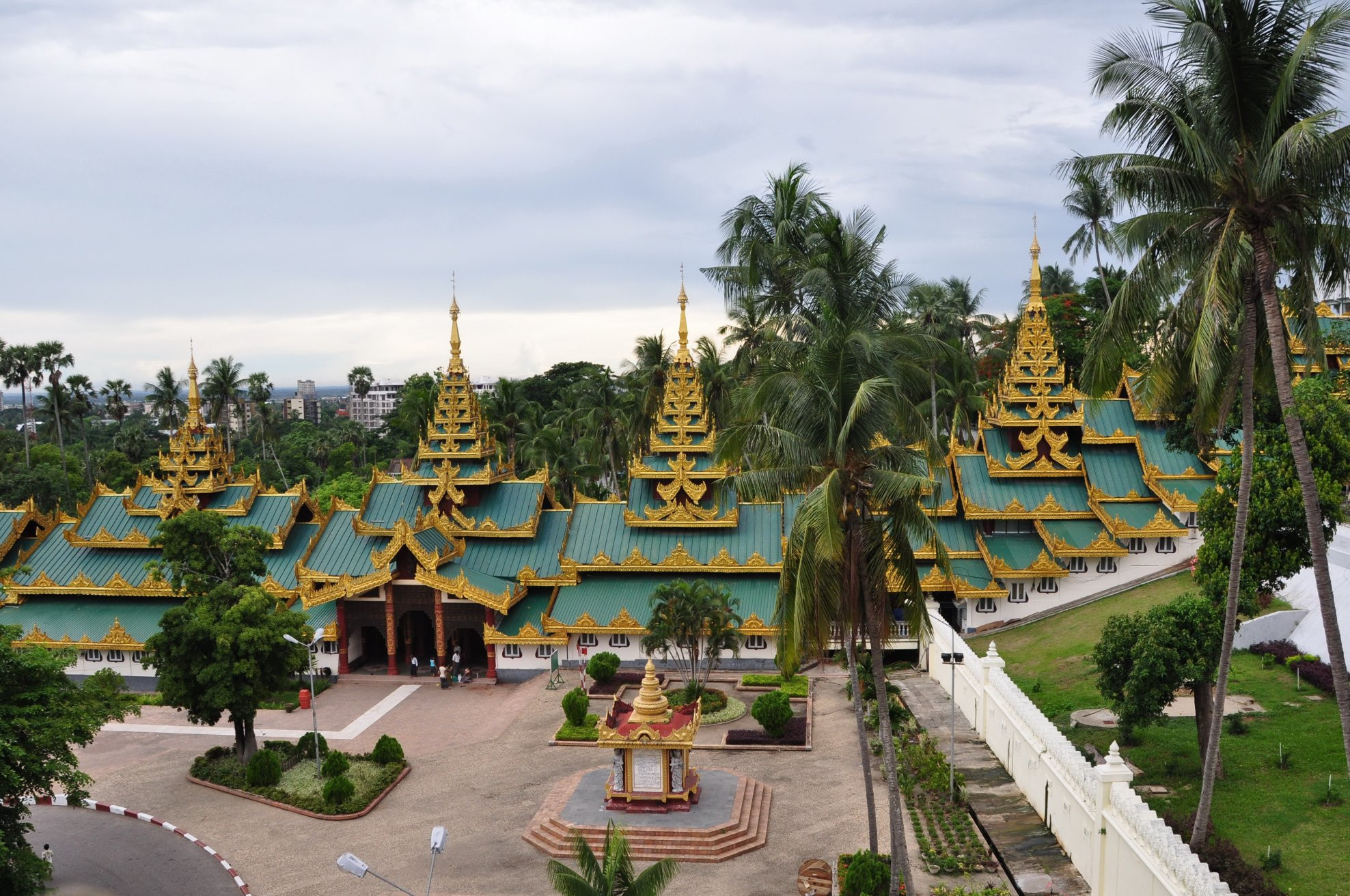 Пагода Шведагон (Shwedagon Pagoda) – фотографии Мьянмы