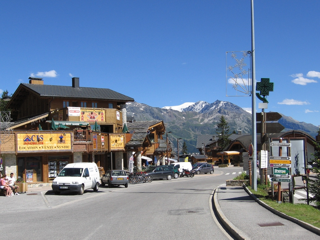 Транспорт в Ла-Розиере, Франция. Фото1 – фотографии Франции