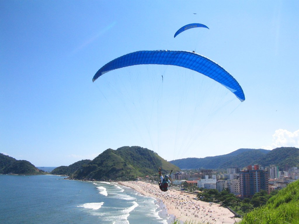 Развлечение в Гуаружа, Бразилия. Фото 1 – фотографии Бразилии