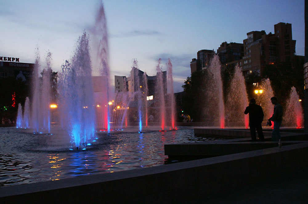 Фонтан в Иркутске, Россия – фотографии России