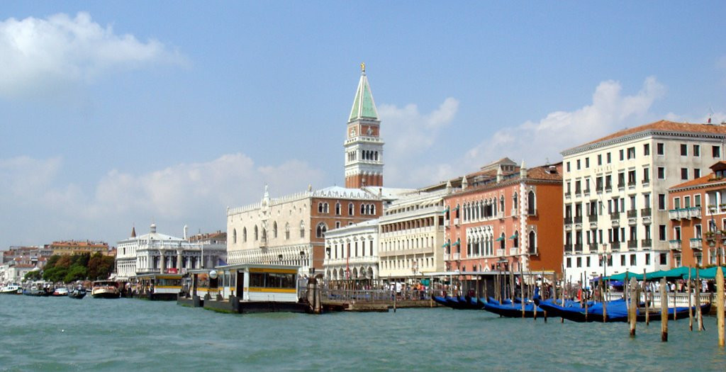 Набережная Венеции (Venezia), Италия – фотографии Италии