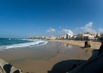 Пляж в Биаррице, Франция – фотографии Франции