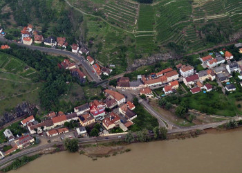 Город Шпиц с высоты птичьего полёта – фотографии Австрии