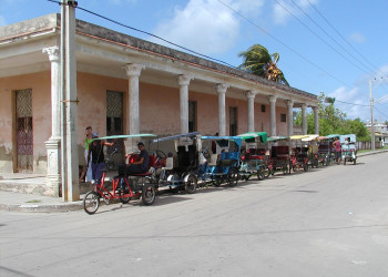 Транспорт в Хувентуде, Куба. Фото 1 – фотографии Кубы