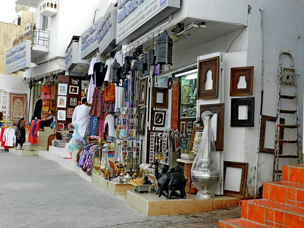 Сувенирные лавки в Матрах Сук, Оман – фотографии Омана