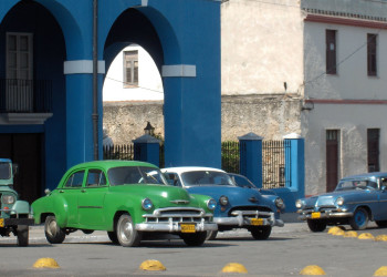 Машины в Мантансасе, Куба. Фото 1 – фотографии Кубы