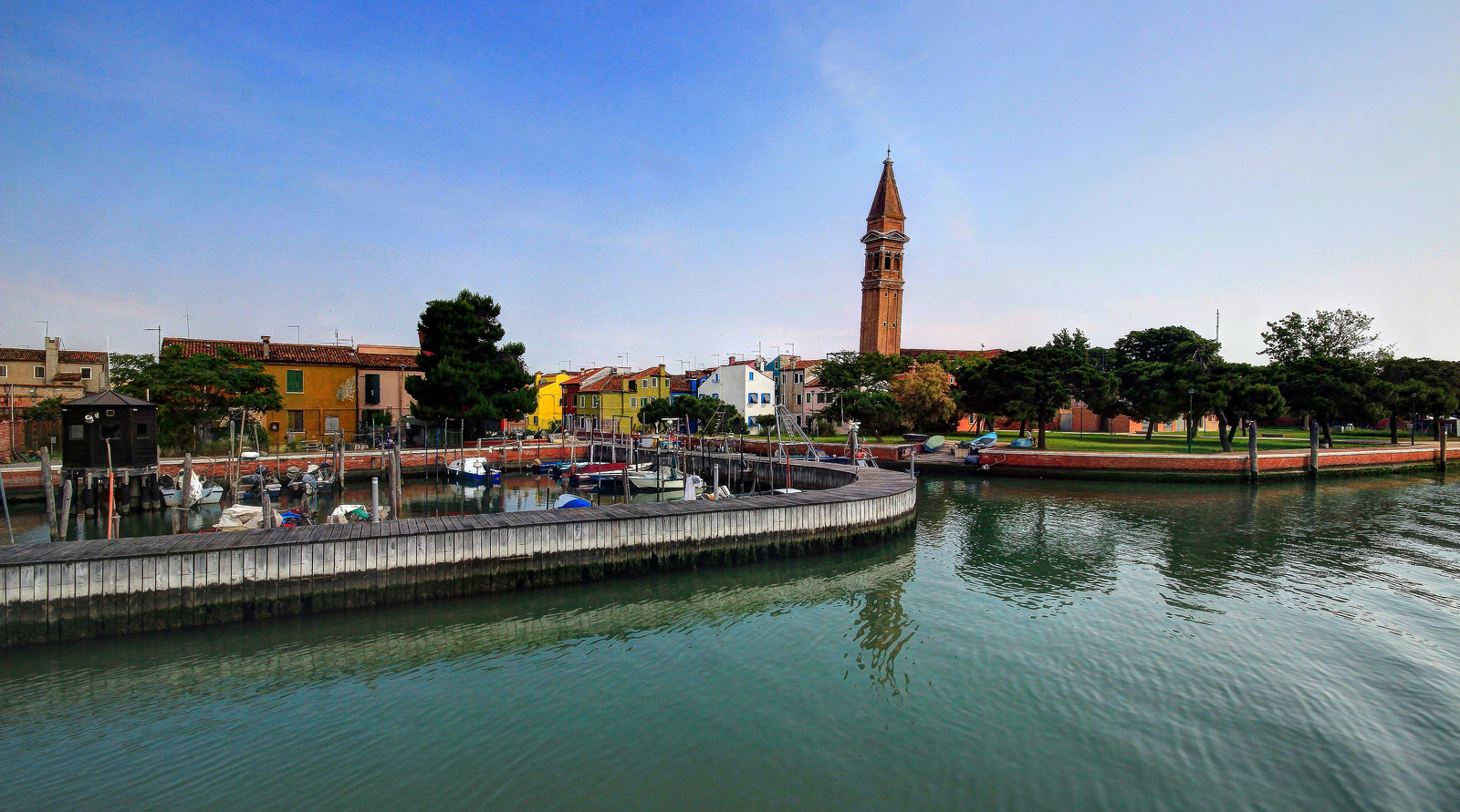 Островной квартал Бурано в Венеции, Италия. Фото 1 – фотографии Италии