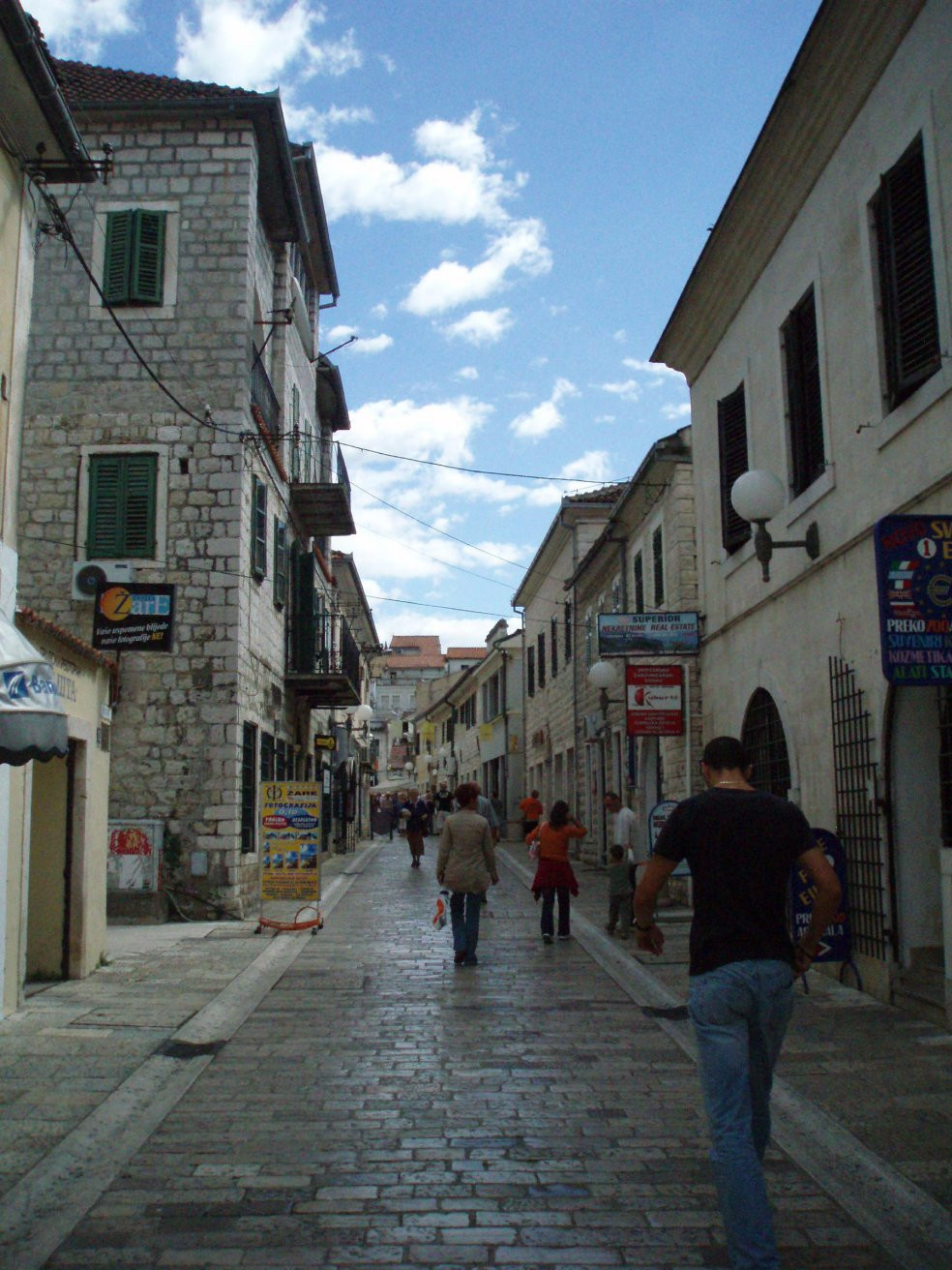 Улица в Херцег-Нови, Черногория. Фото 11 – фотографии Черногории