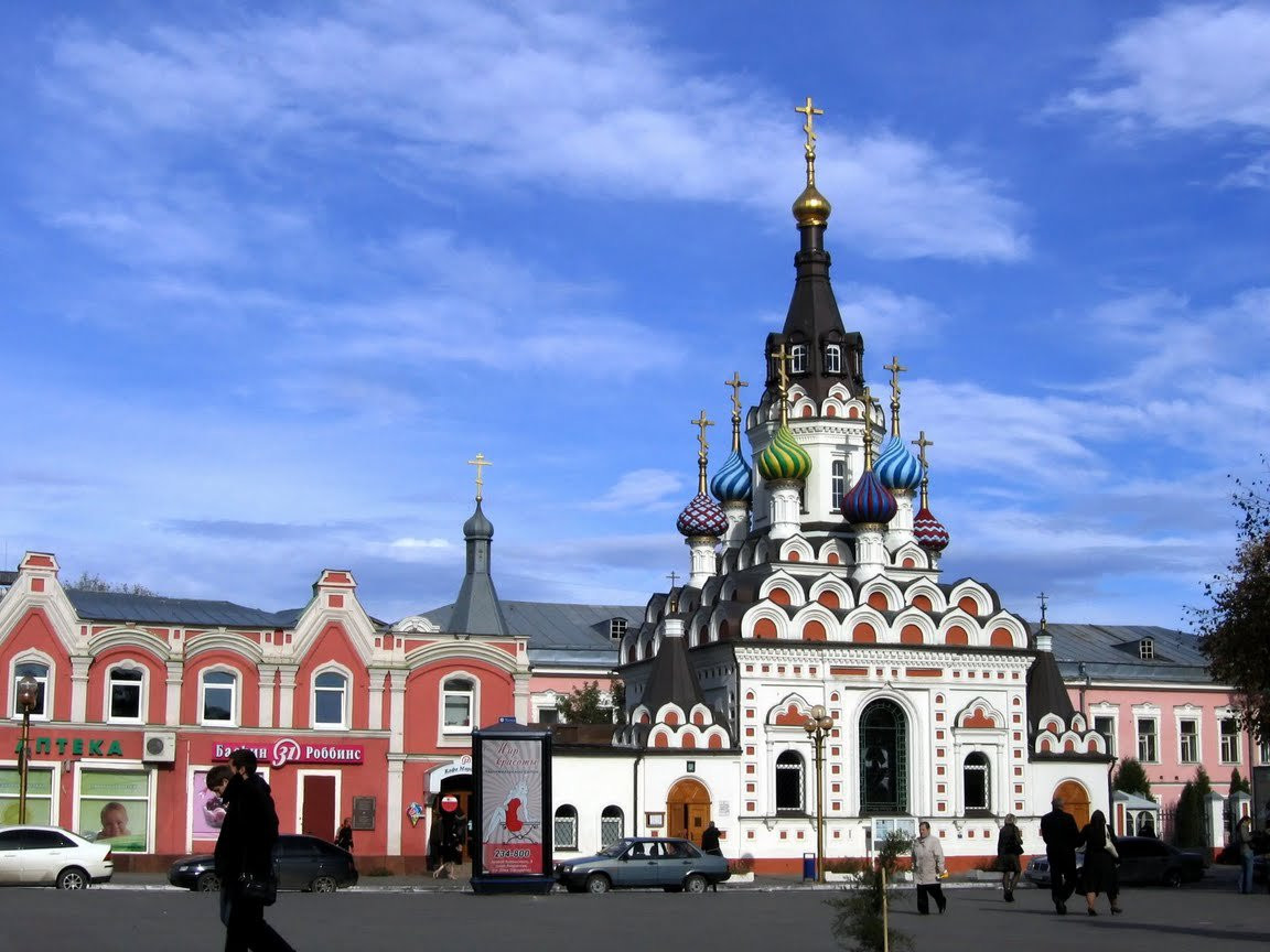 Церковь в Саратове, Россия. Фото 1 – фотографии России