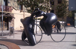 Необычная скульптура в Андорре – фотографии Андорры