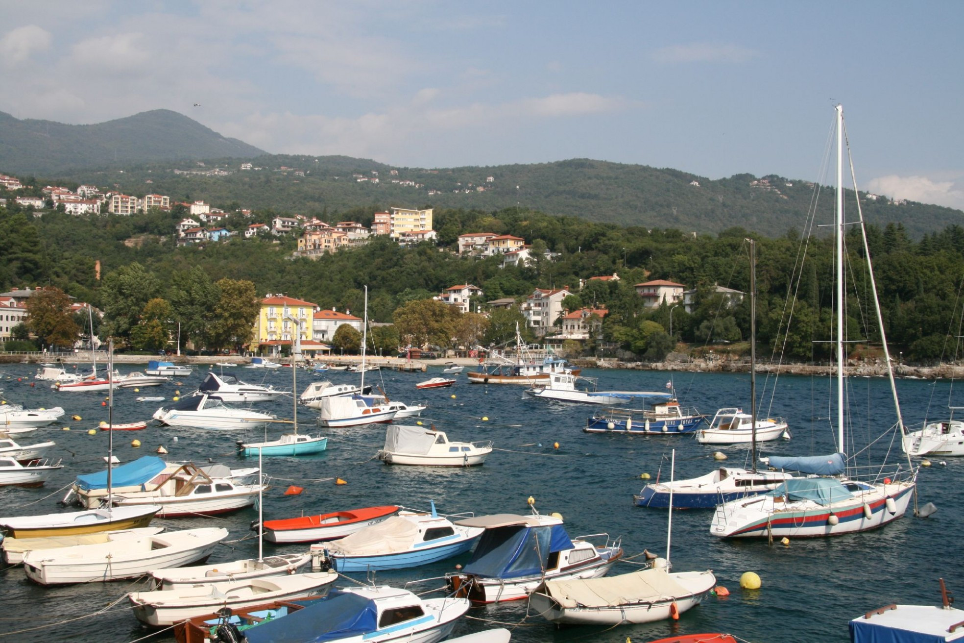 Яхты и катера в Ловране, Хорватия – фотографии Хорватии