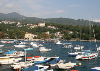 Яхты и катера в Ловране, Хорватия – фотографии Хорватии