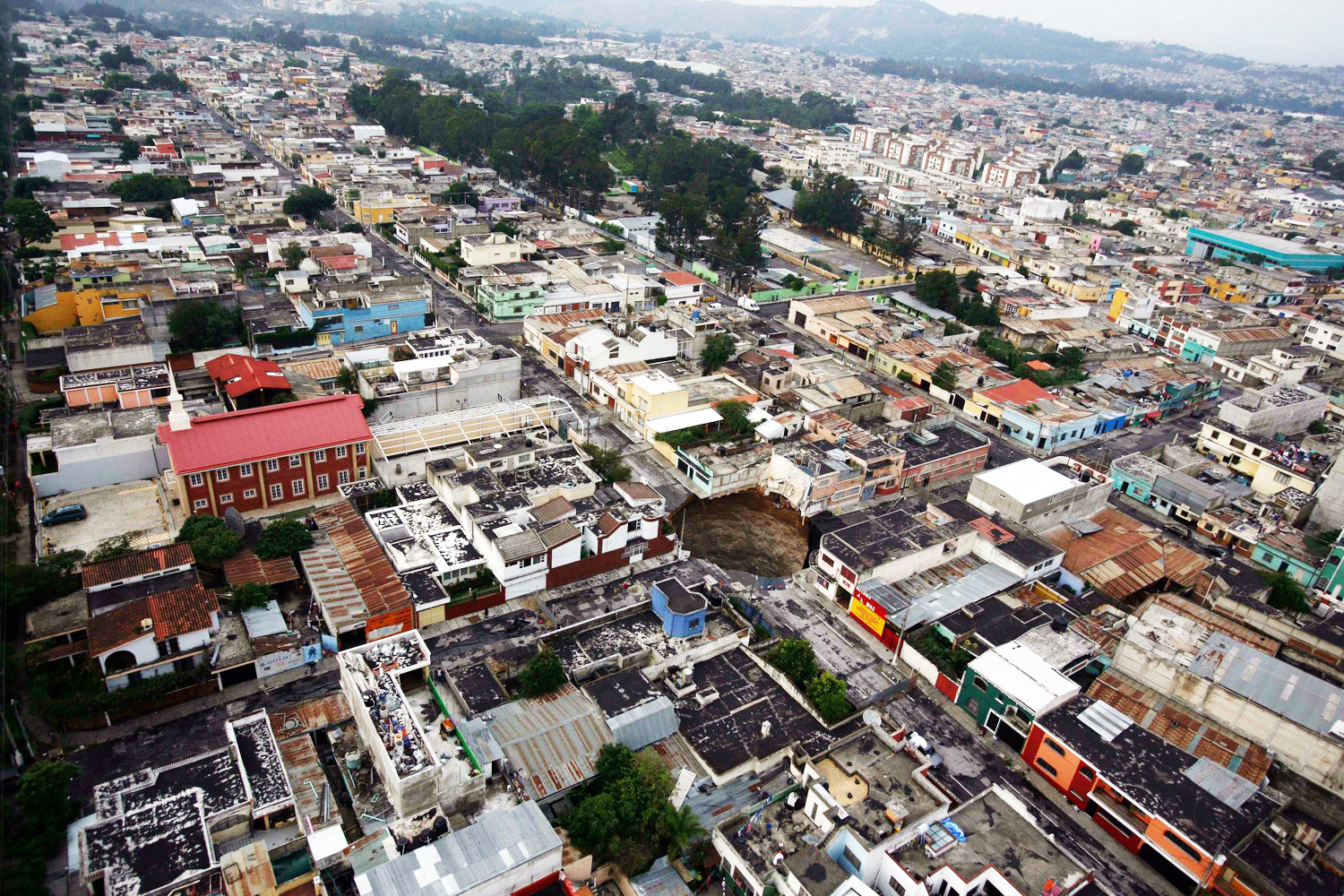 Карстовый провал в Гватемале (Guatemala Sinkhole). Фото 6 – фотографии Гватемалы