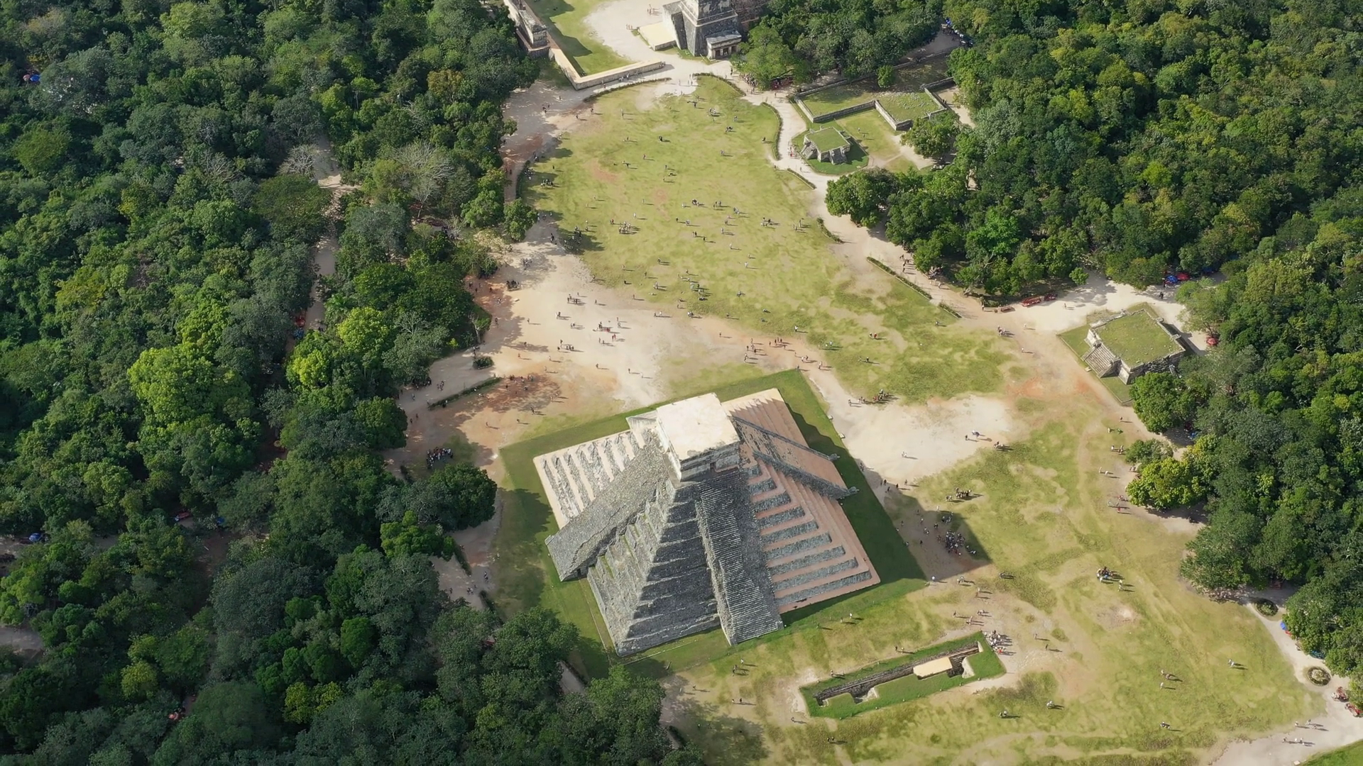 Исторический комплекс Чичен-Ица (Chichen Itza) на полуострове Юкатан, Мексика – фотографии Мексики