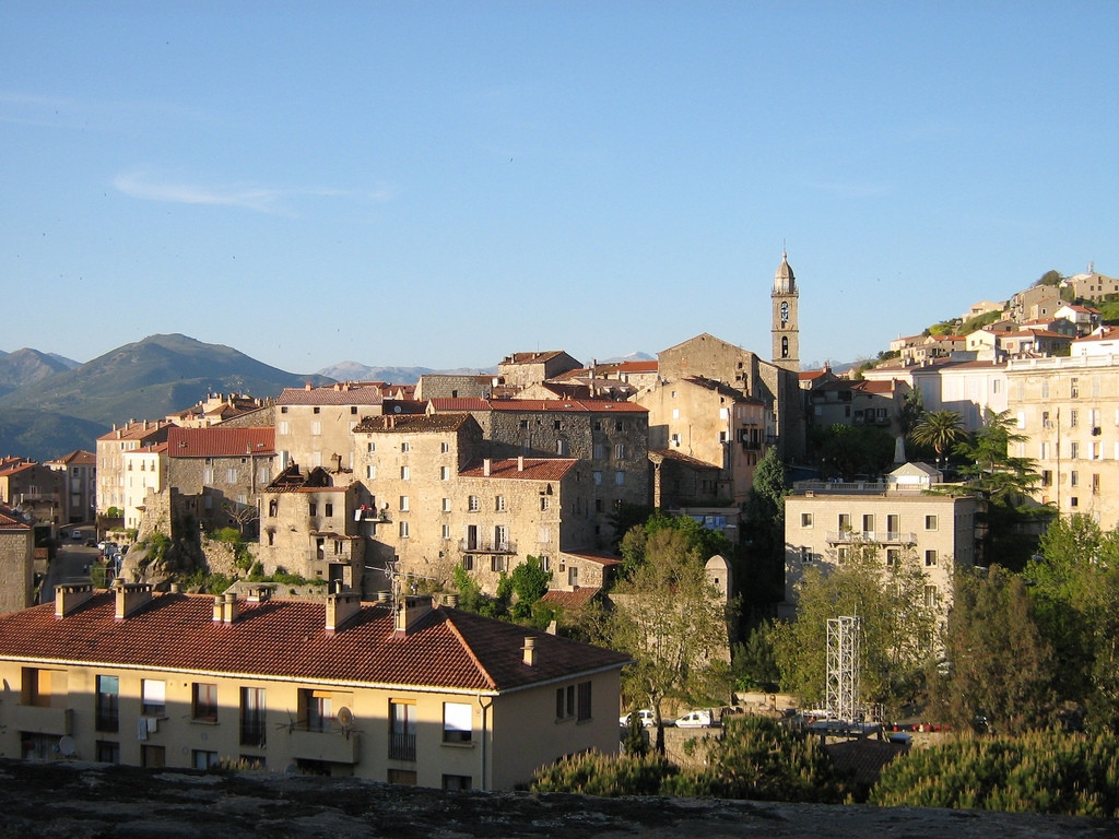 Дома в Сартене, Франция. Фото 7 – фотографии Франции