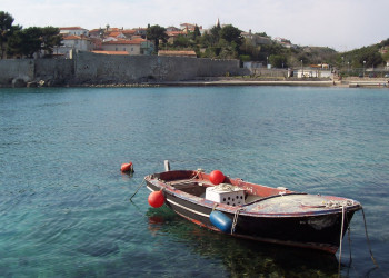 Лодка в Крк, Хорватия – фотографии Хорватии