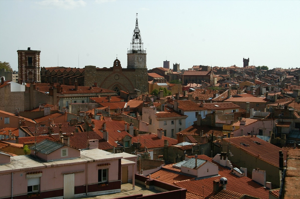 Дома в Перпиньяне, Франция. Фото 6 – фотографии Франции