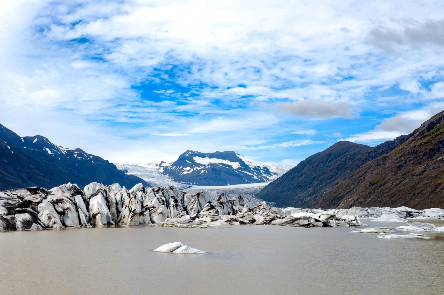 Vatnajökull или «Водяной ледник» в исландском Национальном парке Ватнайёкюль – фотографии Исландии