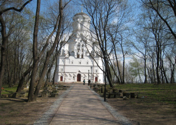 Церковь в Коломенском – фотографии России