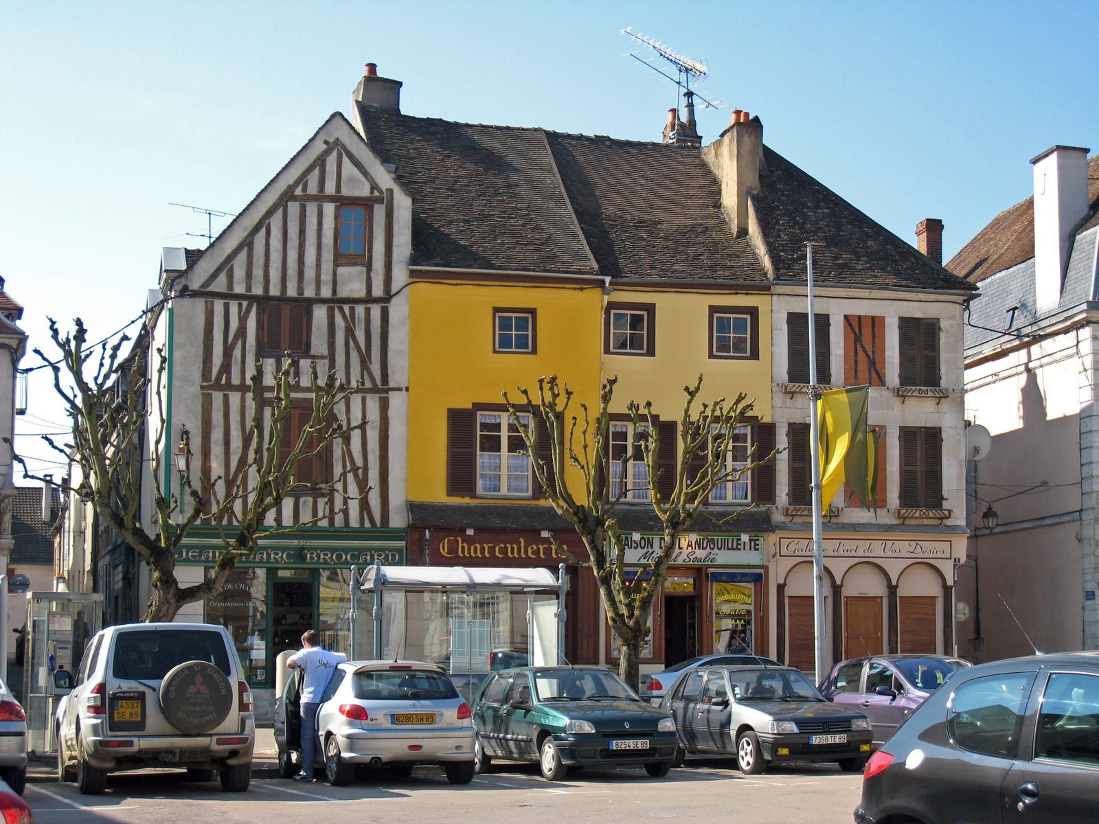 Транспорт в Шабли, Франция – фотографии Франции