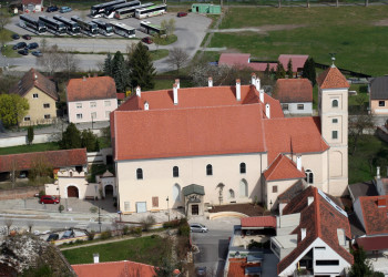 Церковь в Гюсcинге – фотографии Австрии