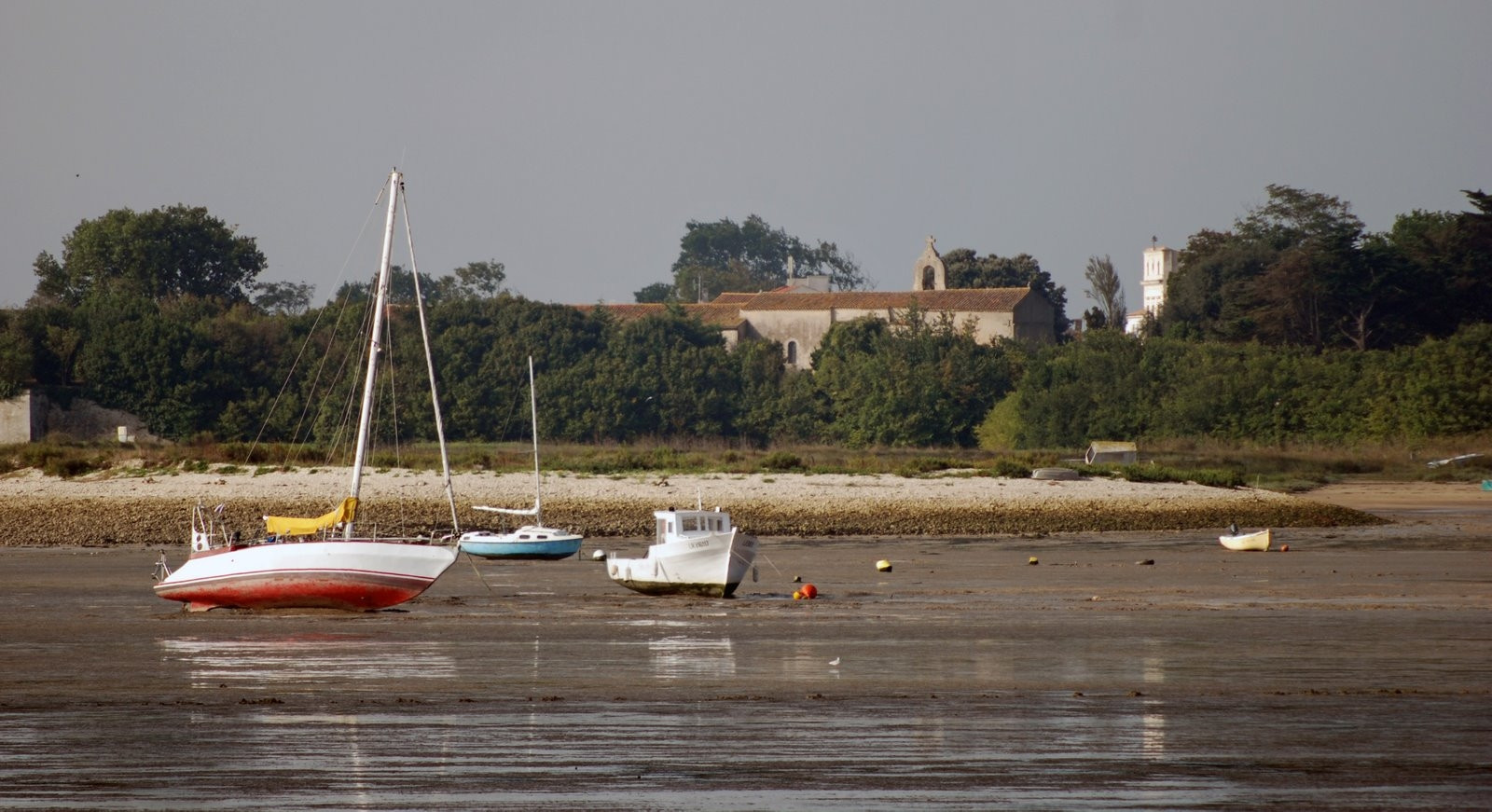 Берега в Иль-д'Э, Франция. Фото 5 – фотографии Франции