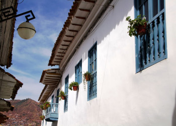 Дома в Куско, Перу – фотографии Перу