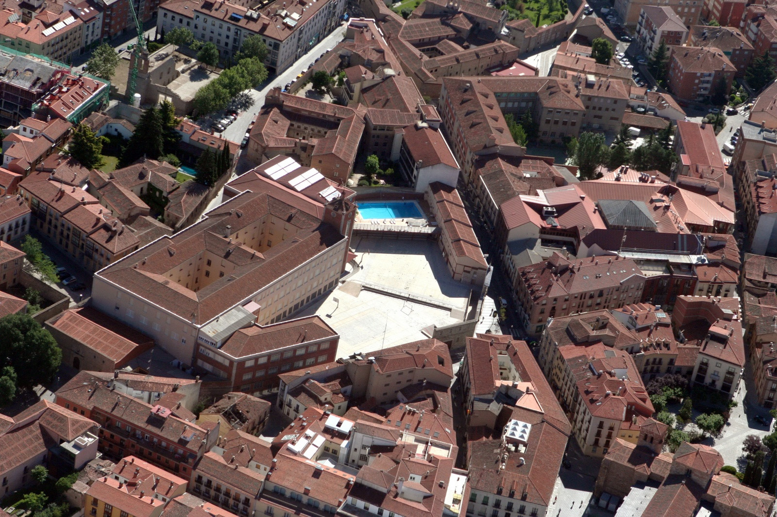 Вид сверху на Авилу – фотографии Испании