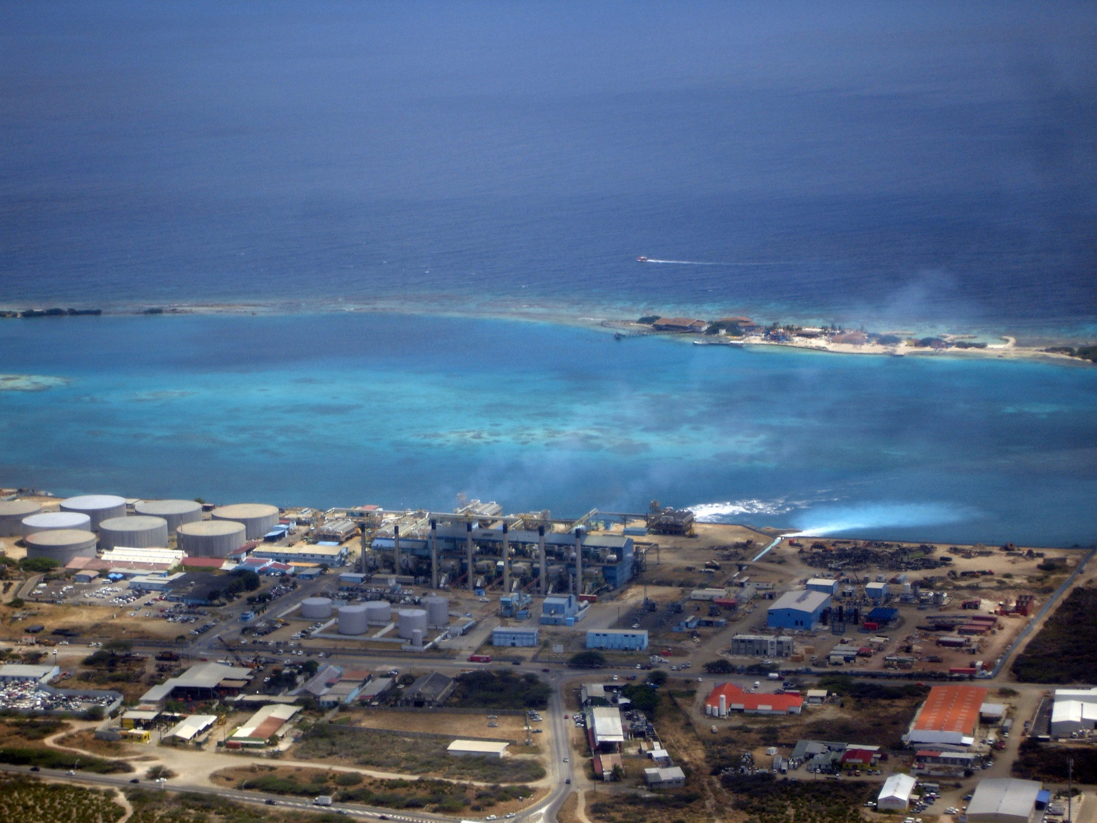 Промышленность Арубы – фотографии Арубы