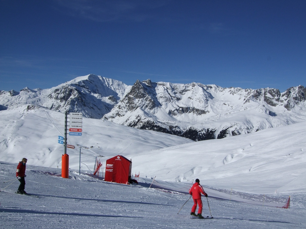 Горный склон в Ле-Тур, Франция. Фото 1 – фотографии Франции