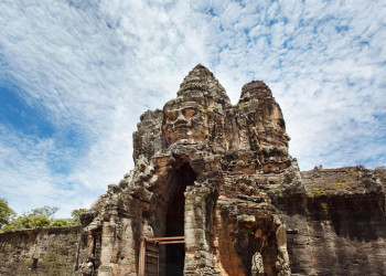 Храм Байон в Ангкор-Том (Angkor Thom) – фотографии Камбоджи