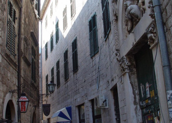 Улица в Которе, Черногория. Фото 35 – фотографии Черногории