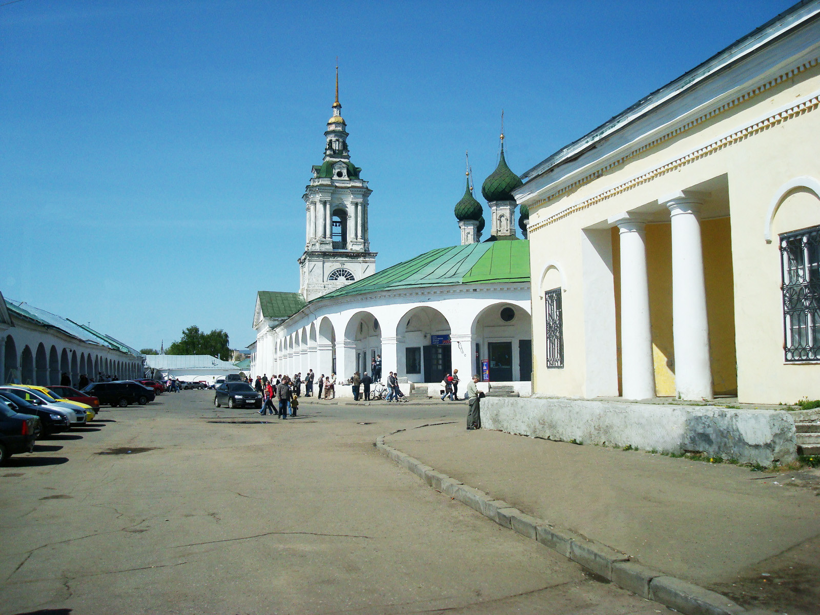 Красные ряды, Гостиный двор, Кострома – фотографии России