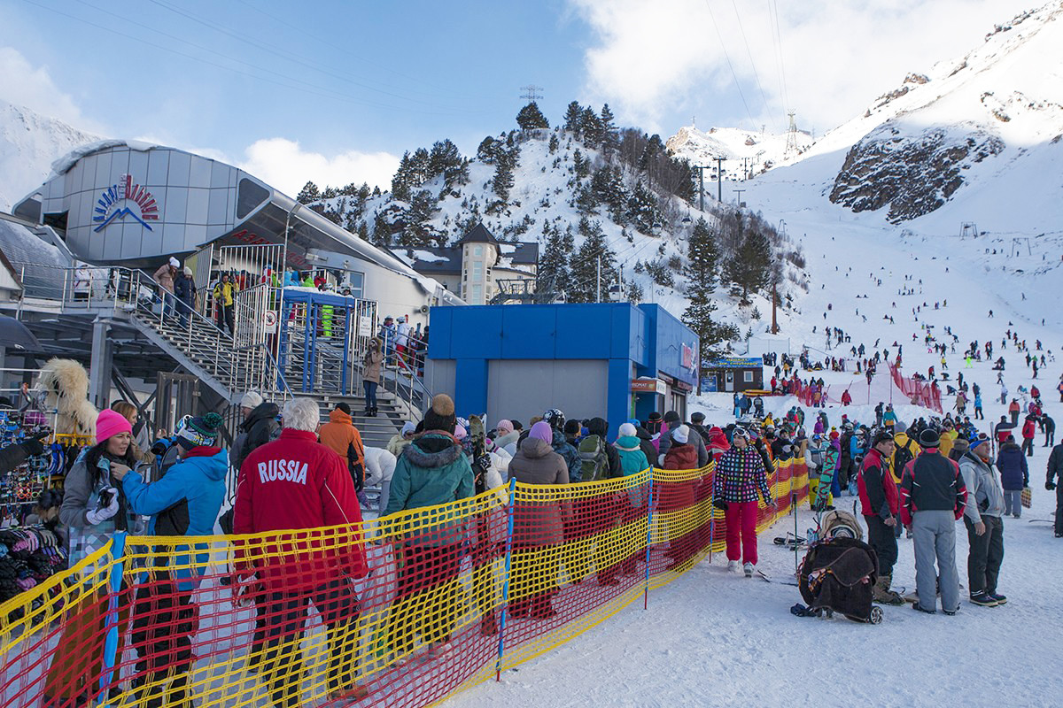 Зона катания Эльбрус, Россия – фотографии России