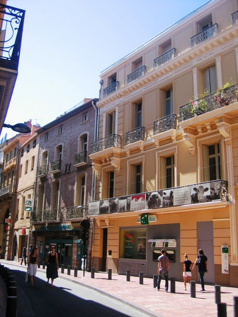 Дома в Перпиньяне, Франция. Фото 5 – фотографии Франции