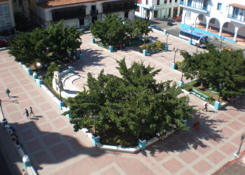 Парк Сеспедес (Parque Céspedes) – фотографии Кубы