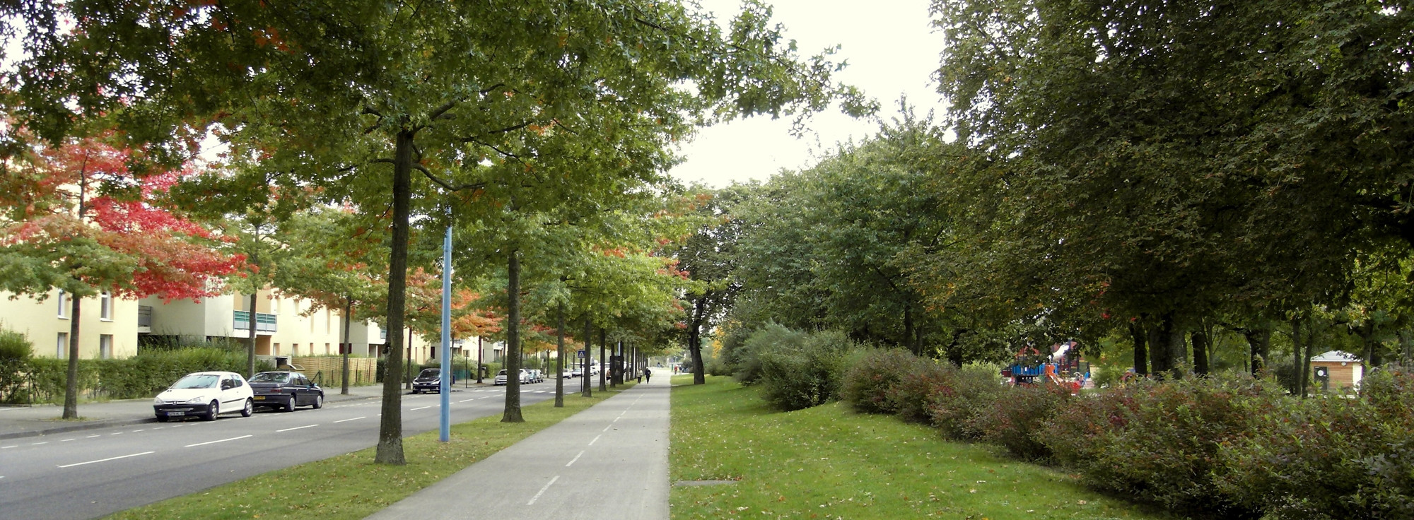 Улица в Бельфоре, Франция. Фото 1 – фотографии Франции