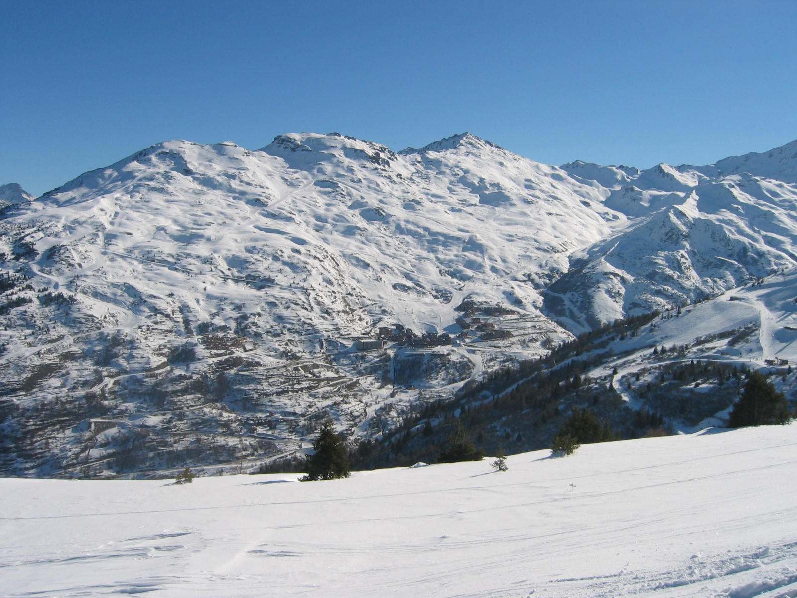 Гора в Вальменьер-Валуар, Франция. Фото 9 – фотографии Франции