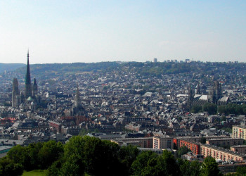 Панорамный вид в Руане, Франция – фотографии Франции