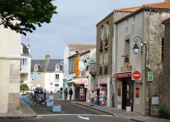 Магазины в Нуармутье, Франция – фотографии Франции