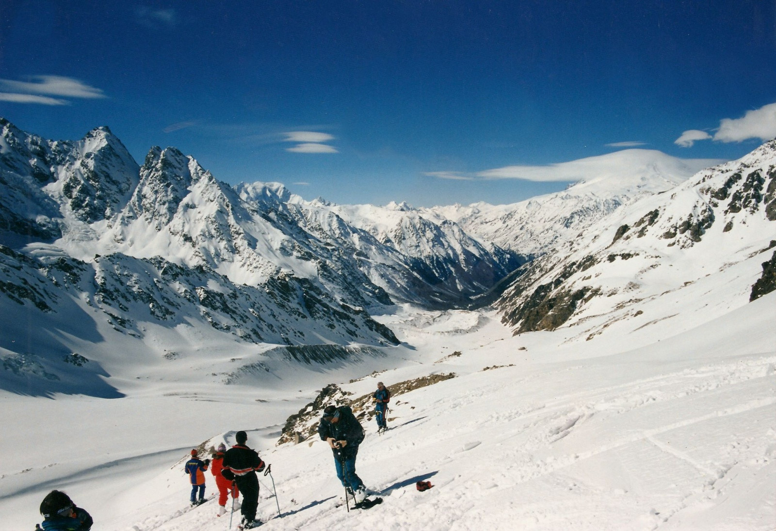 Долина Адыл-Су, Кабардино-Балкария, Россия. Фото 2 – фотографии России